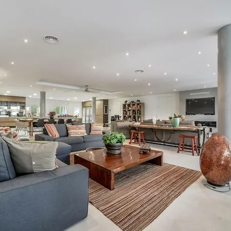 Carlota Holiday home